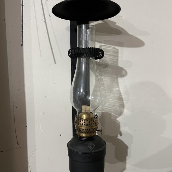 Erie Railroad caboose lamp