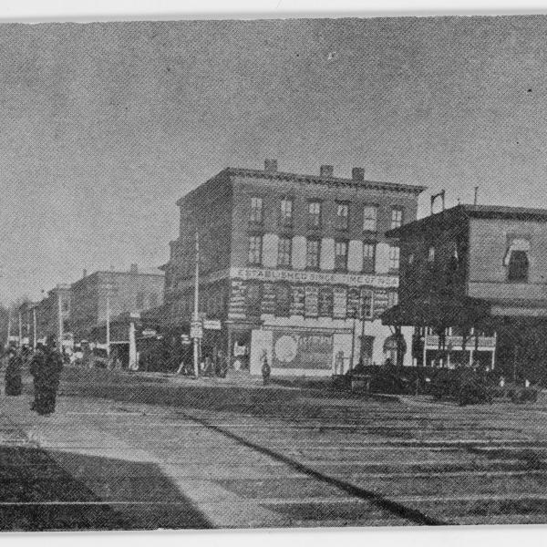 Pike Street grade crossing on Erie, Port Jervis, original station at right