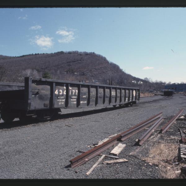 Photograph of Erie Lackawanna gondola in Port Jervis, NY, April 1990