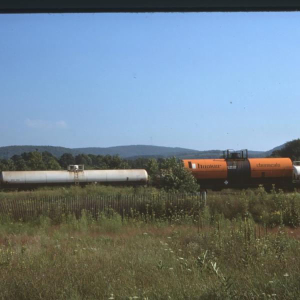 Photograph of tank cars in Port Jervis, NY, August 1975