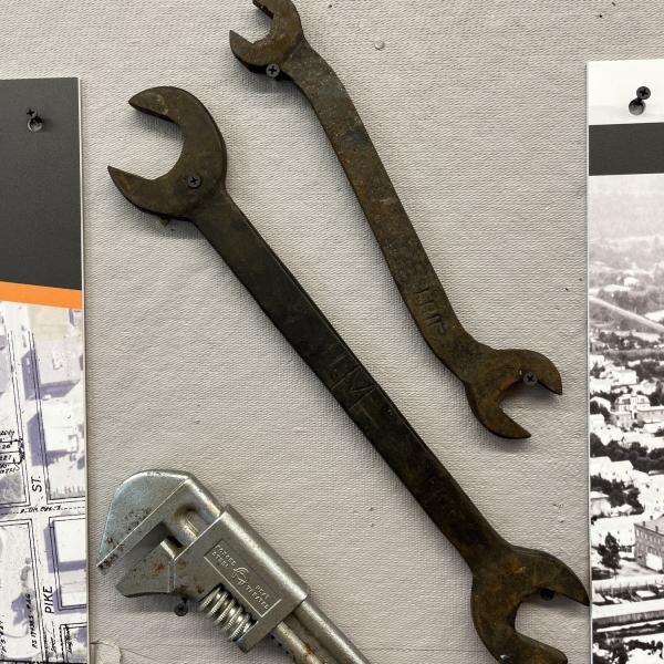 Pair of Erie Railroad wrenches
