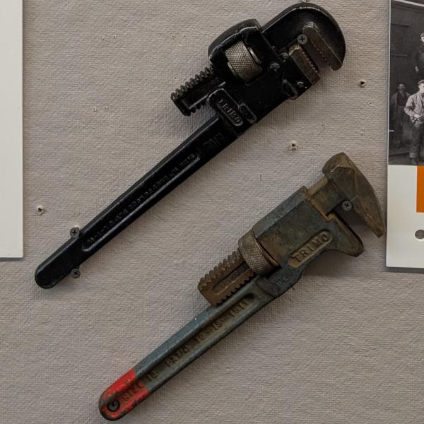 Pair of Erie Railroad pipe wrenches