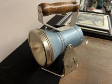 Star battery lantern, unmarked